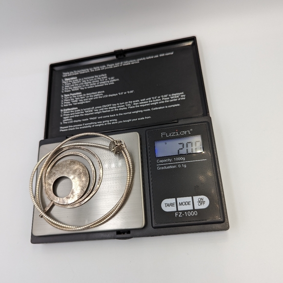 Retired SILPADA 925 Perspectiva 3 Hammered Circle Pendant 16 inch Omega Chain - Picture 8 of 8